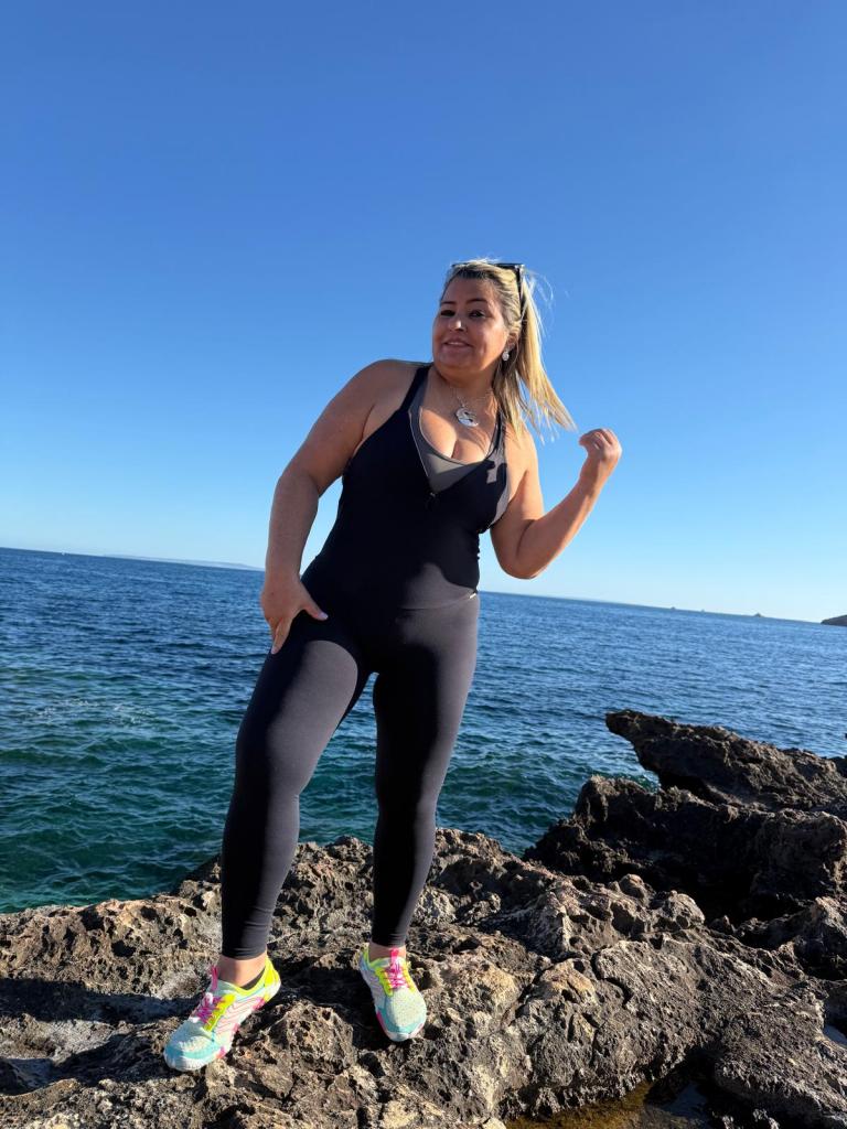 Chica busca chico en Ibiza: 