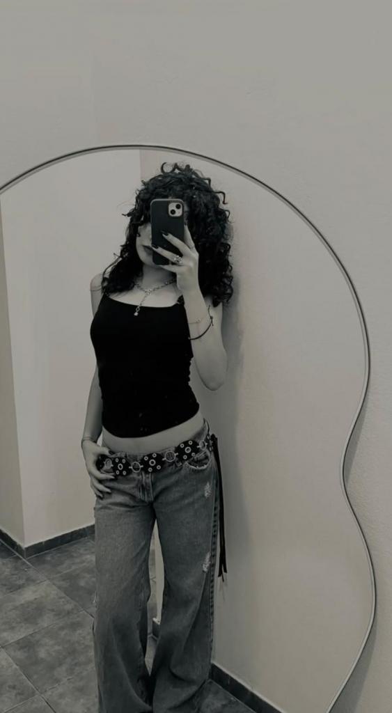 Chica busca chico en Cádiz: 