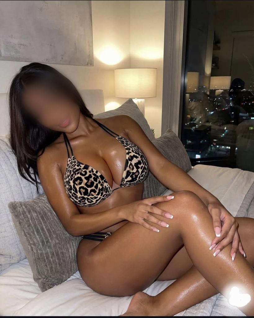 Chica busca chico en Tenerife: 