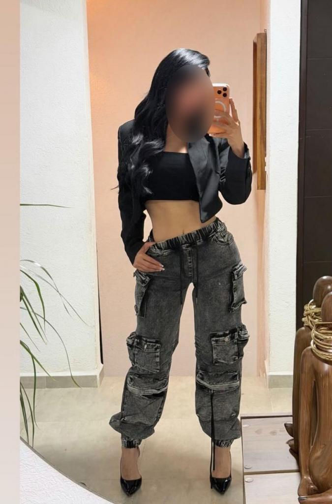 Chica busca chico en Cádiz: 