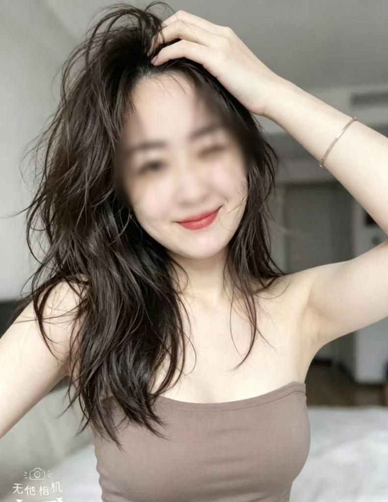 670693999: Chica busca chico en Asturias