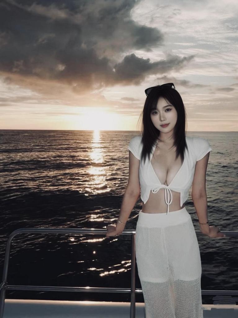 Chica busca chico en Barcelona: 