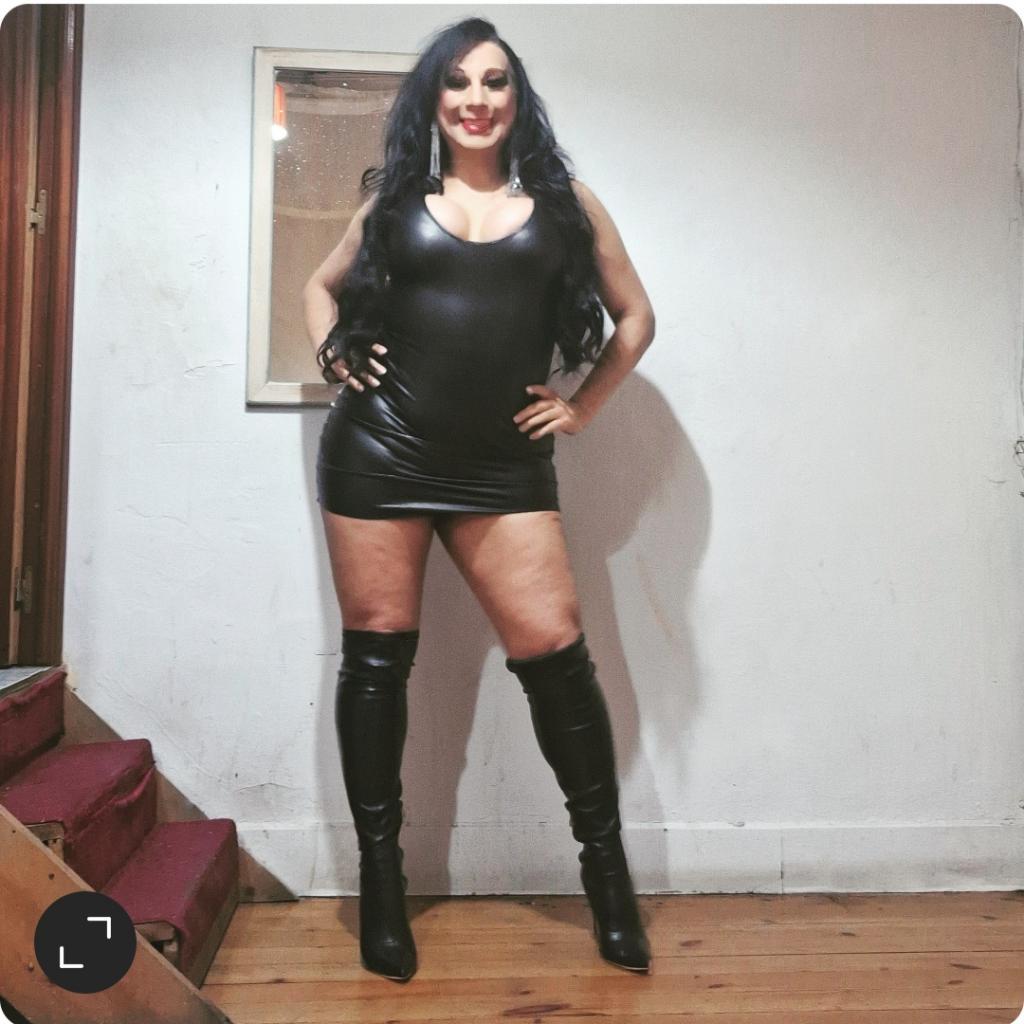 604084017: Transexual en Lugo