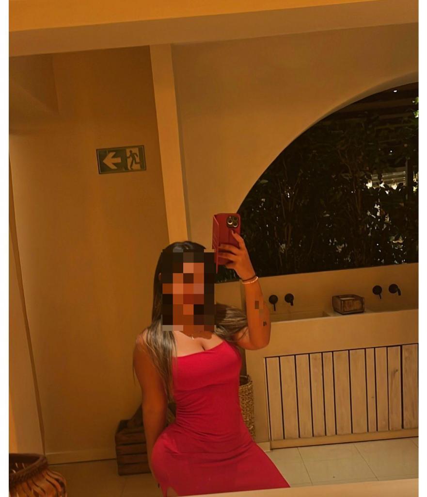647043596: Chica busca chico en Tenerife