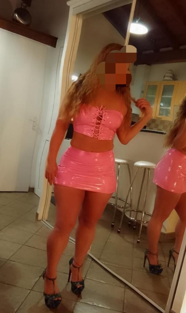 Chica busca chico en Cádiz: 