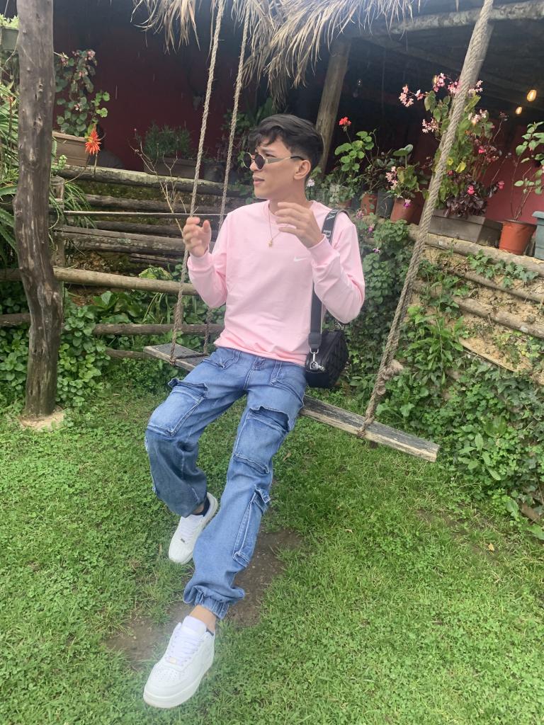 666509497: Chica busca chico en Madrid