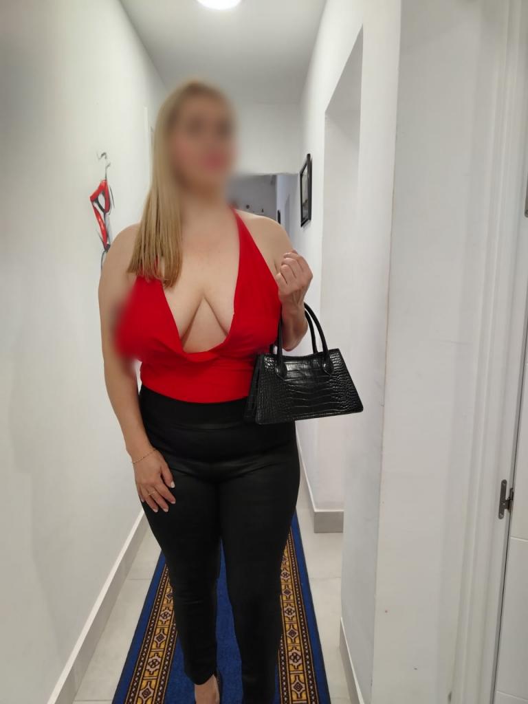 610077613: Chica busca chico en Madrid