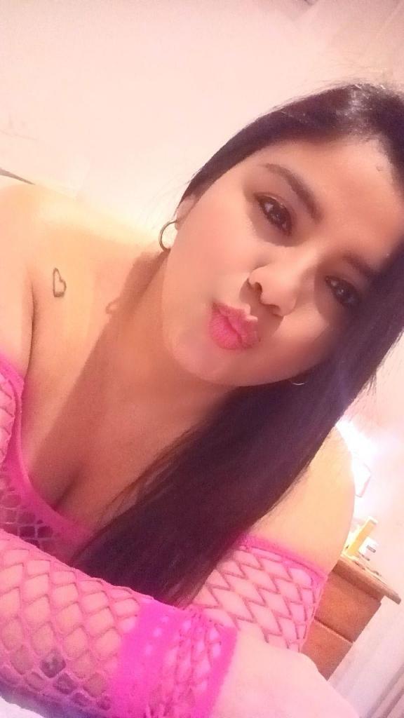 Chica busca chico en Valencia: Chica busca chico