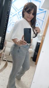 614938384: Chica busca chico en Sevilla