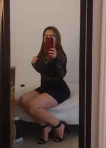 643661557: Chica busca chico en Valencia