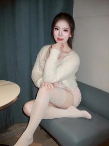 641086665: Chica busca chico en Madrid