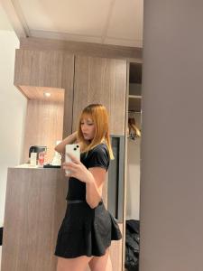 665423064: Chica busca chico en Gerona