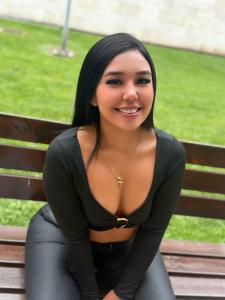 611334105: Chica busca chico en Álava