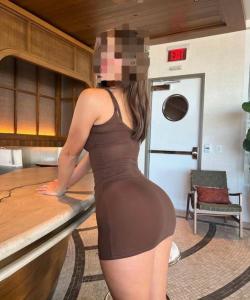 611339566: Chica busca chico en Barcelona