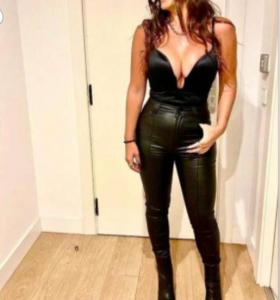 619554410: Chica busca chico en La Coruña