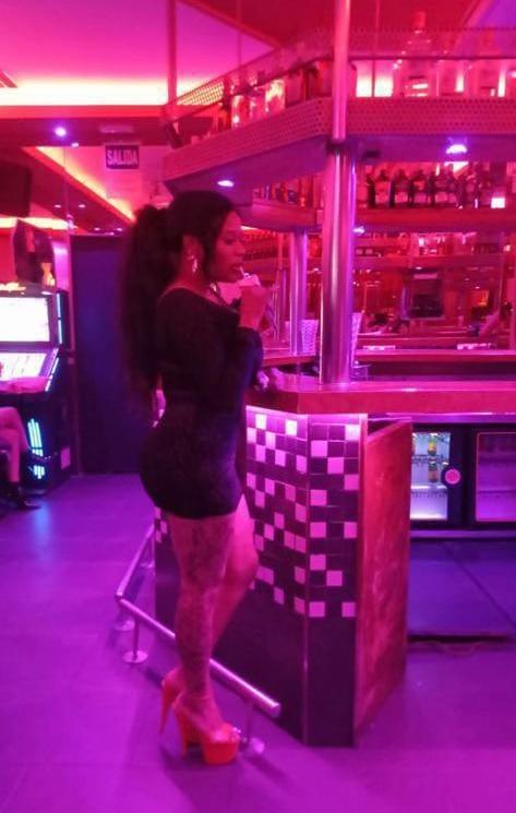 Chica busca chico en Huelva: 