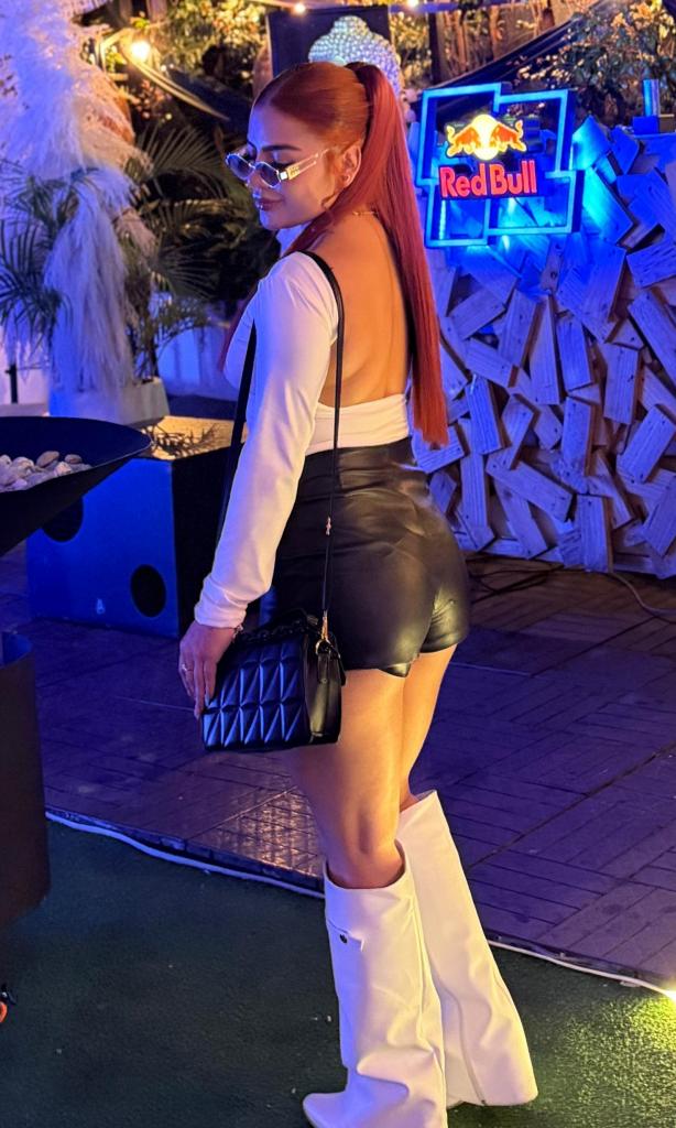 691386949: Chica busca chico en Madrid