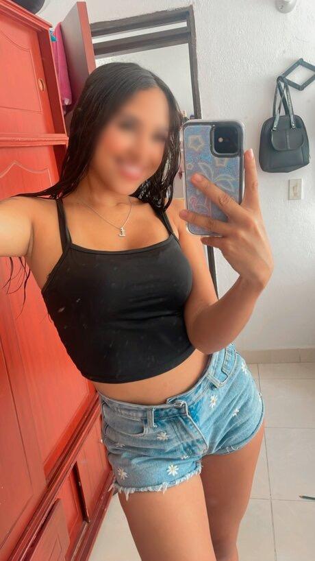 613234829: Chica busca chico en Valladolid