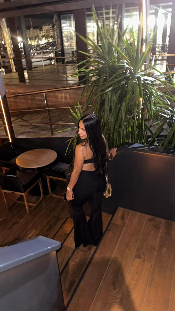 Chica busca chico en Tenerife: 