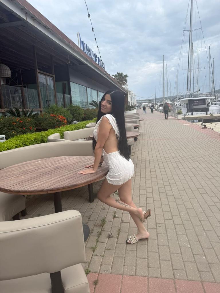 Chica busca chico en Alicante: 