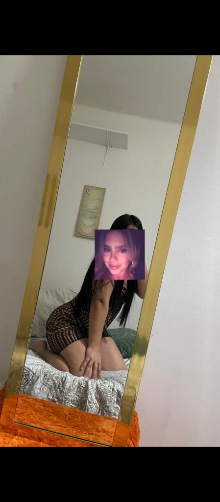 Chica busca chico en Sevilla: 