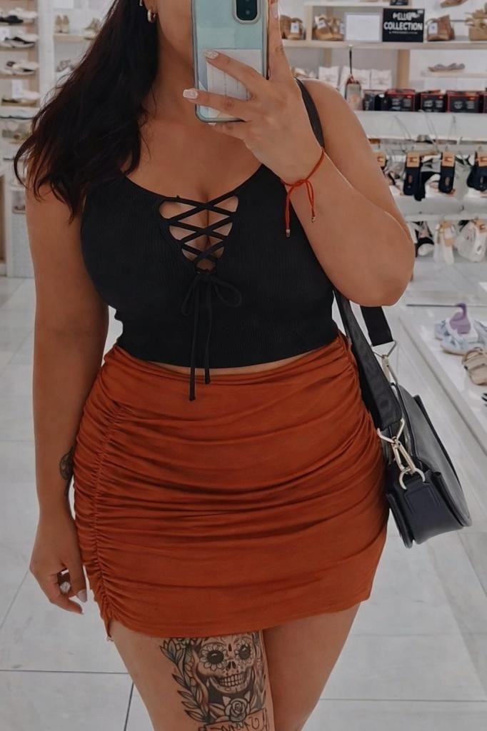 Chica busca chico en Tenerife: 