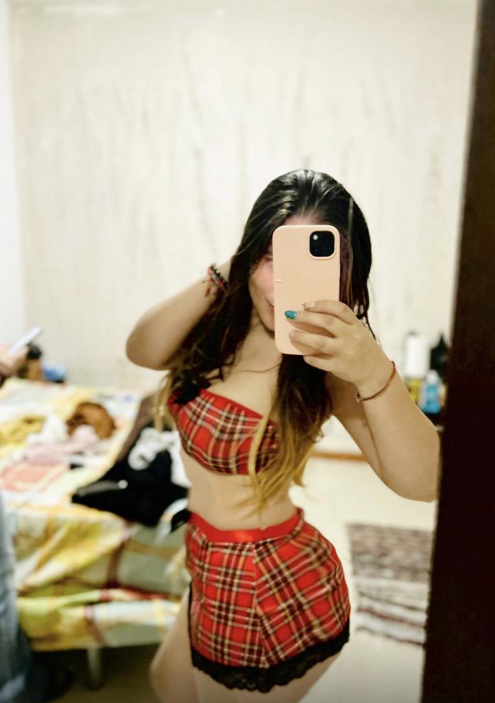 643996289: Chica busca chico en Ciudad Real