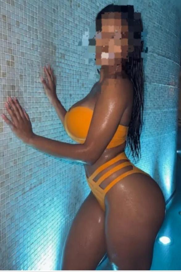 Chica busca chico en La Coruña: 