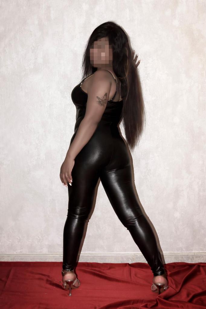 Chica busca chico en Barcelona: 