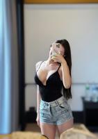 630814239: Chica busca chico en Barcelona