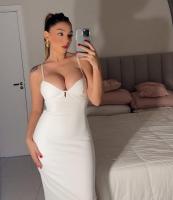 615627274: Chica busca chico en Madrid