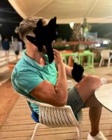 625271038: Chico busca chica en Cádiz