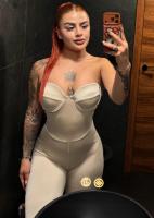 691386949: Chica busca chico en Madrid