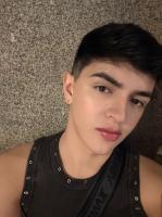 658154192: Chico busca chica en Barcelona