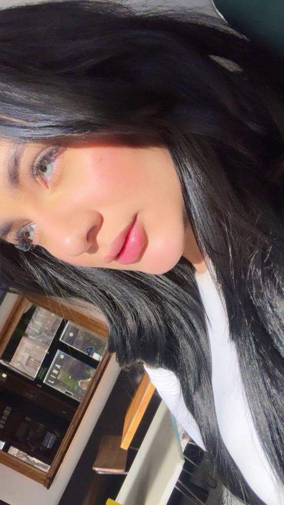 Chica busca chico en Sevilla: Chica busca chico