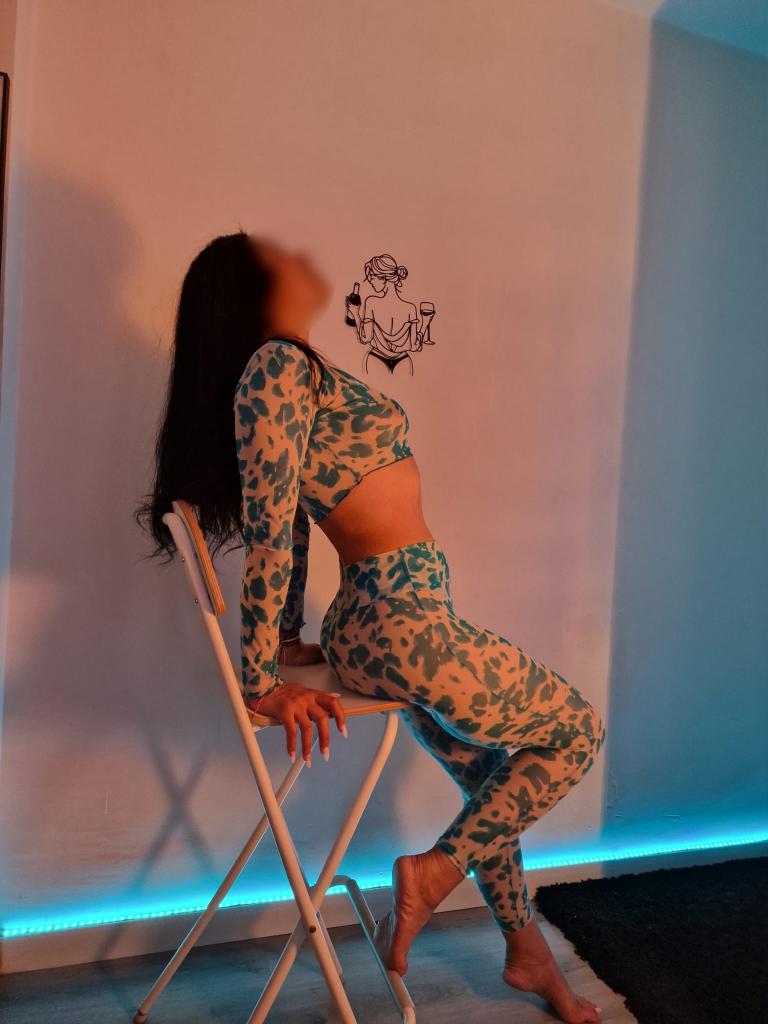 Chica busca chico en Alicante: 