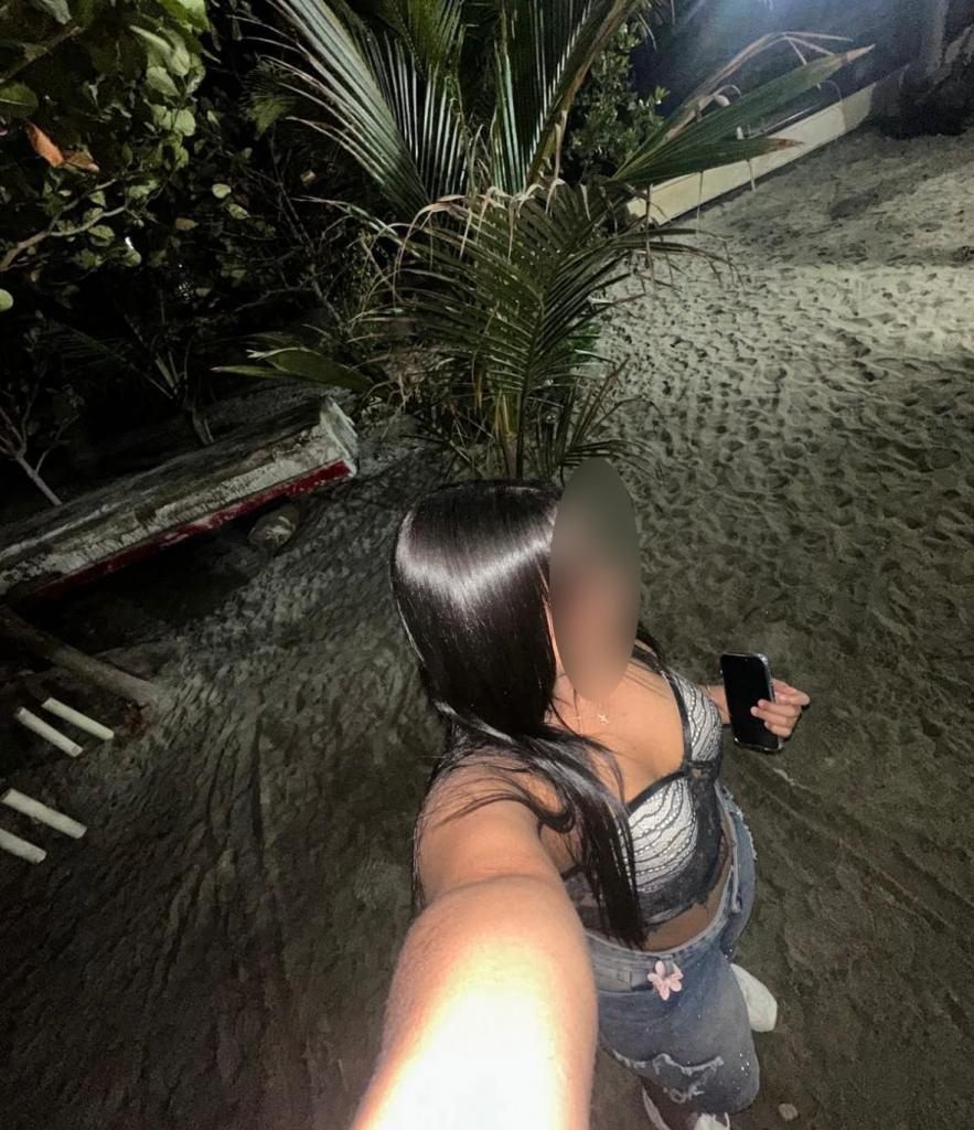 Chica busca chico en Tenerife: 