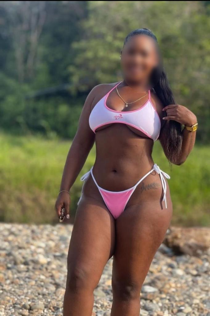 602305966: Chica busca chico en Cádiz