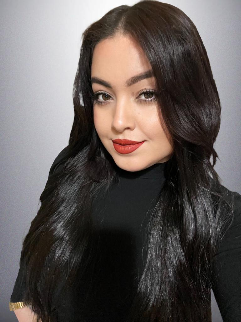 Chica busca chico en Cádiz: 