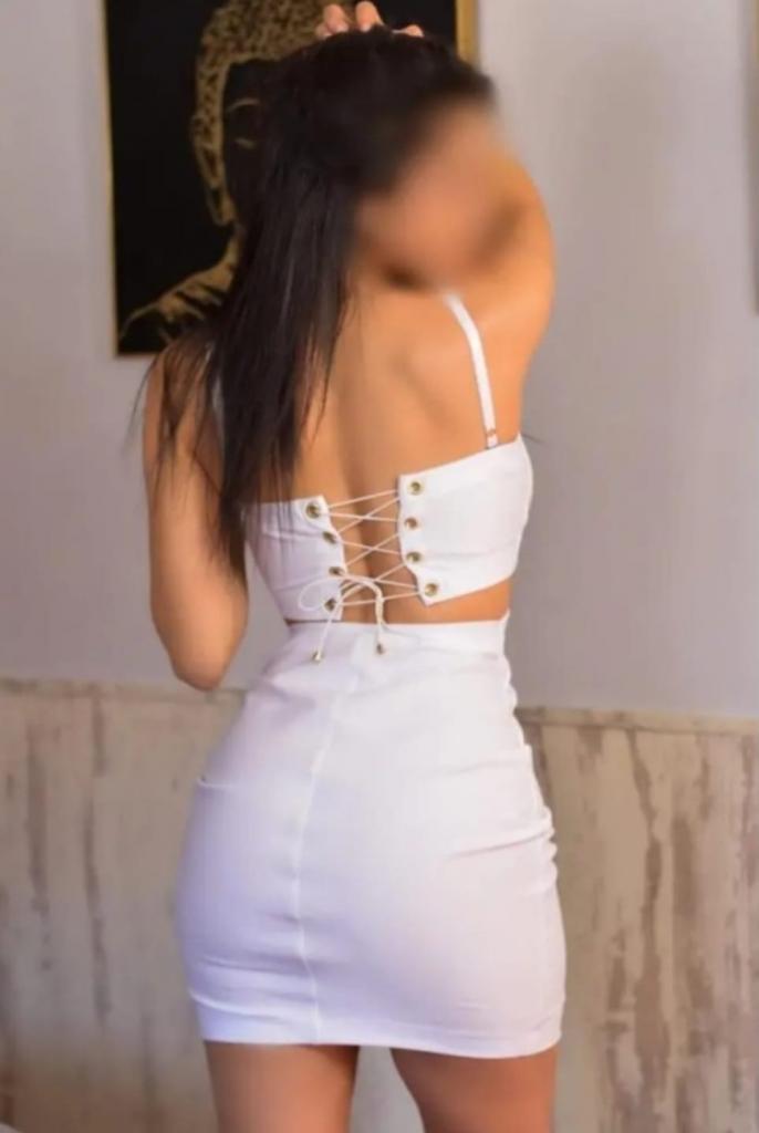 613558833: Chica busca chico en Valencia
