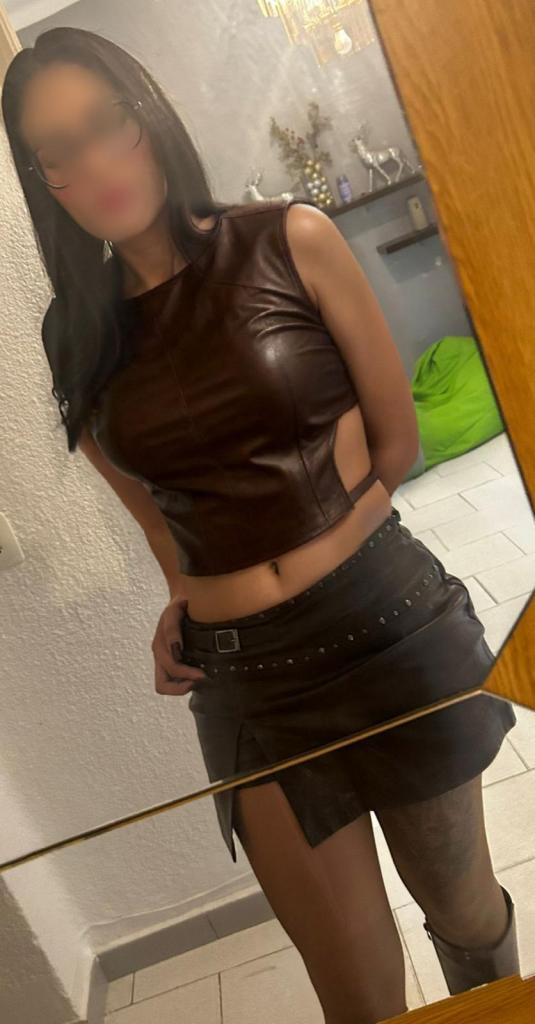 Chica busca chico en Alicante: 