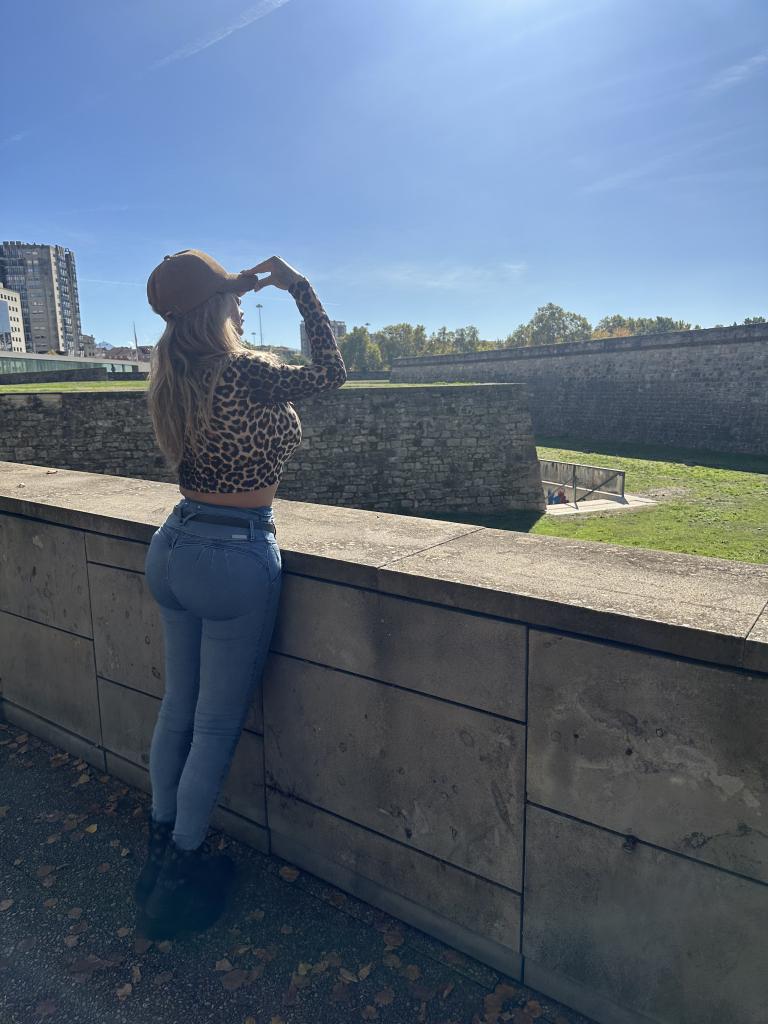 622425984: Travesti en Navarra