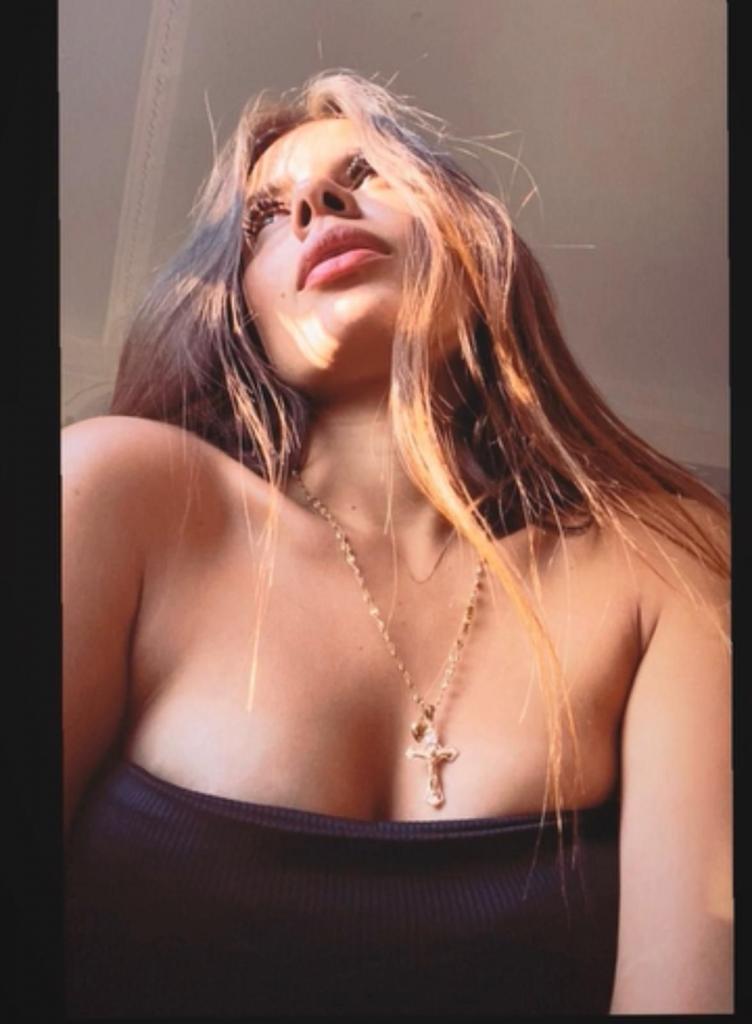 Chica busca chico en Granada: 