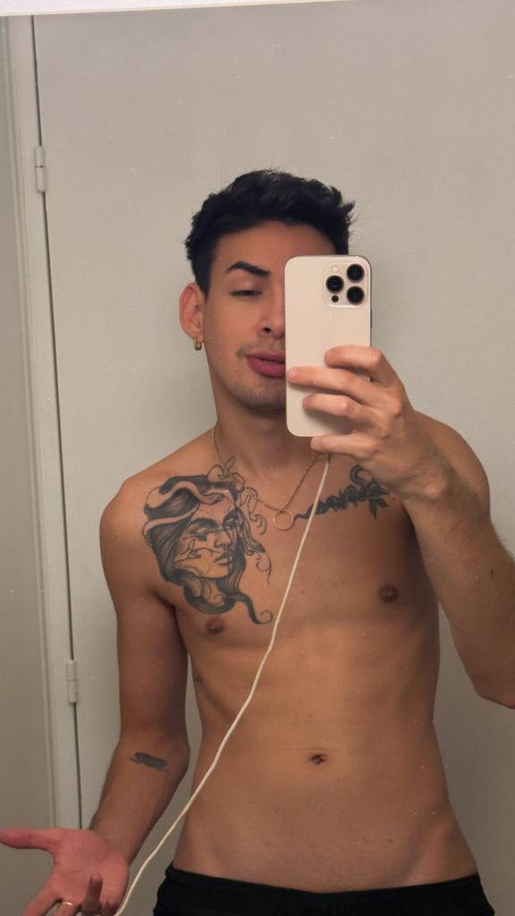 Chico busca chica en Asturias: 