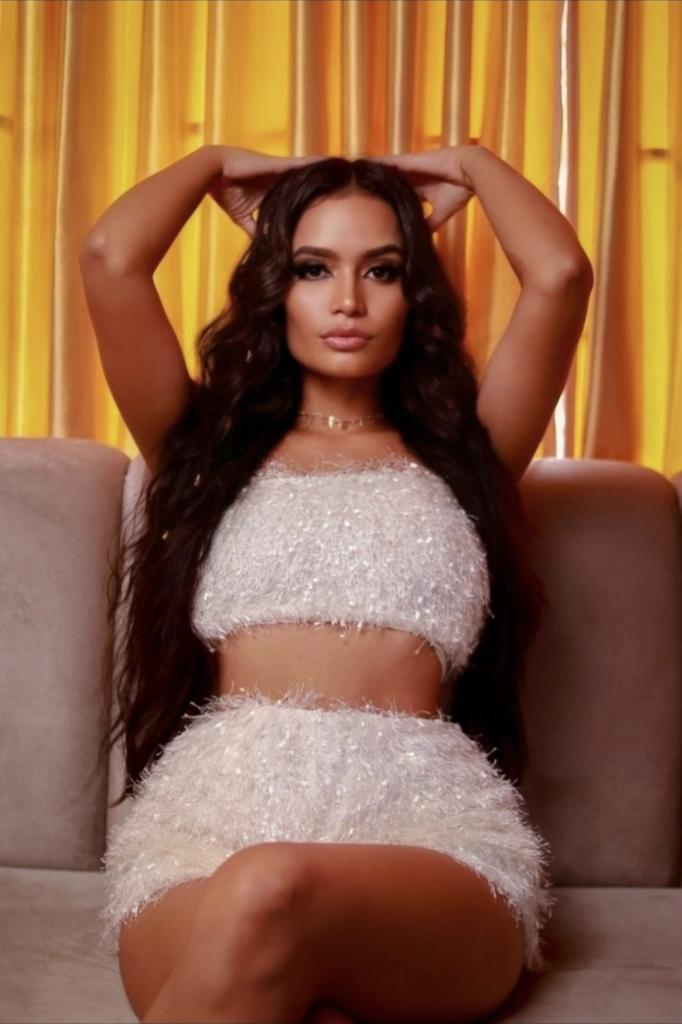 Chica busca chico en Barcelona: 