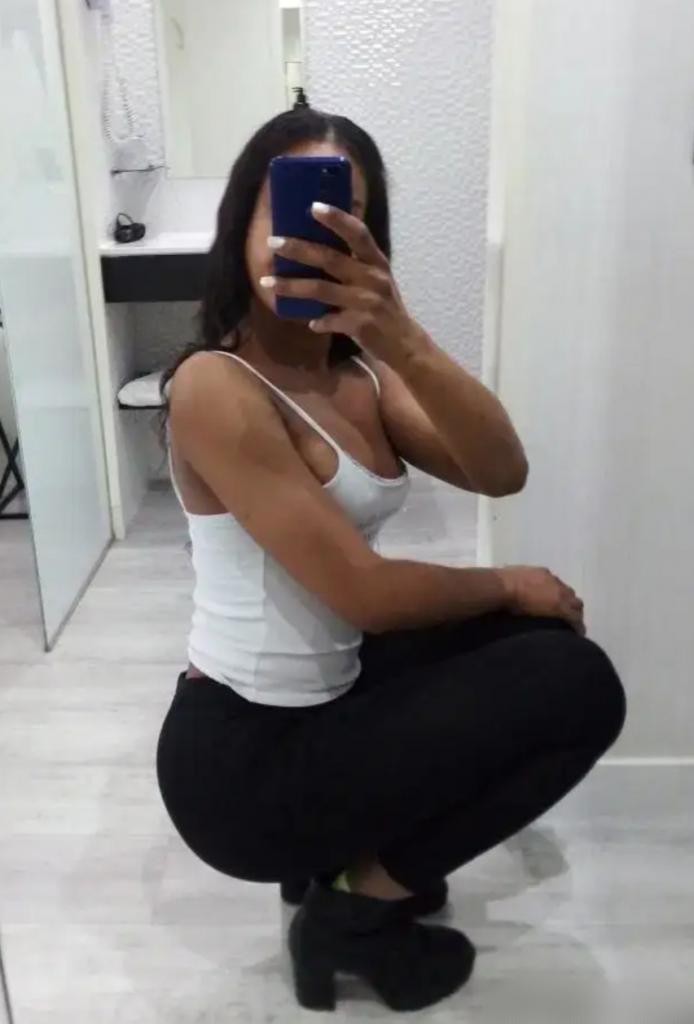 Chica busca chico en Pontevedra: 