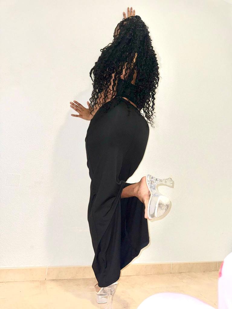 Chica busca chico en Almería: Chica busca chico