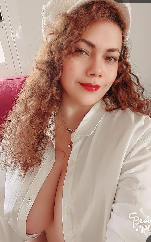 677257337: Chica busca chico en Guipúzcoa