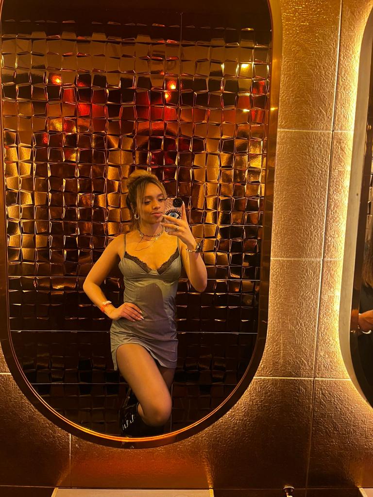 623766561: Chica busca chico en Mallorca