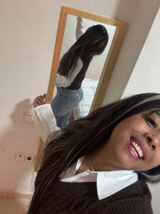 642235127: Chica busca chico en Valencia